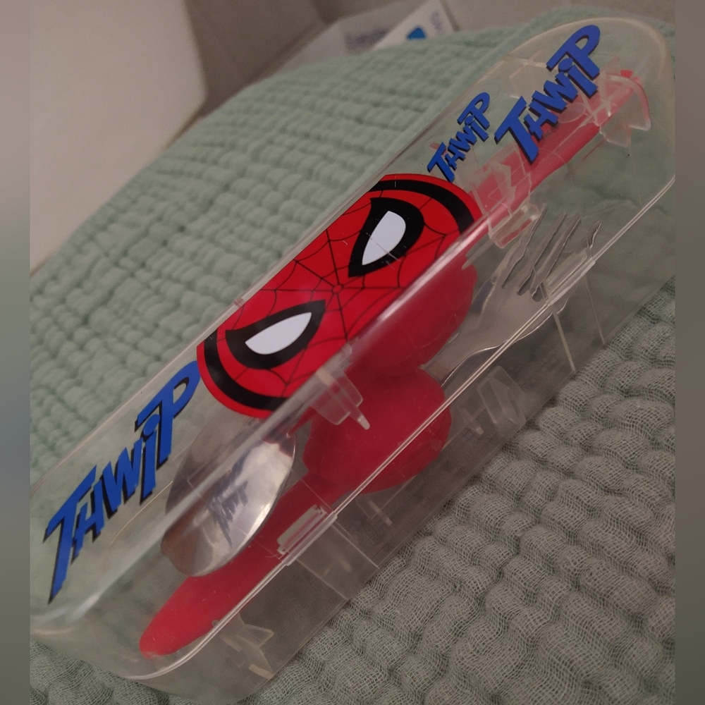 Marvel Spiderman toddler child fork and spoon set in protective carry case